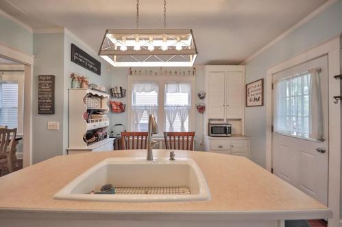 724 Milton St, Easton PA  18042-6366 exterior