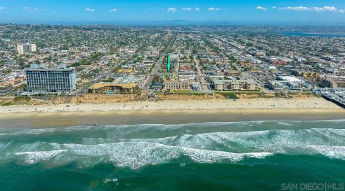 745 Diamond St, San Diego CA 92109-2520 exterior