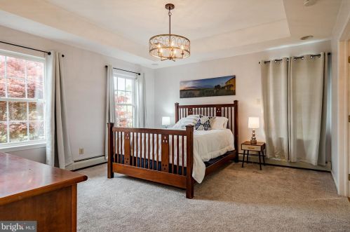 1048 Ryans Run, Boothwyn PA  19060-4411 exterior