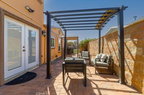 5101 133rd St, Hawthorne CA  90250-5054 exterior