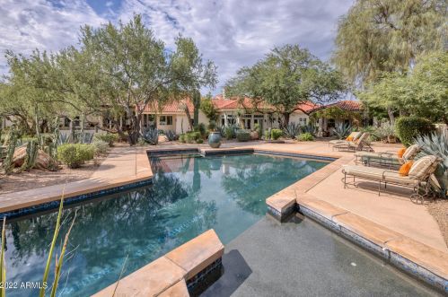 5609 Camino Del Contento, Scottsdale, AZ 85253-7524