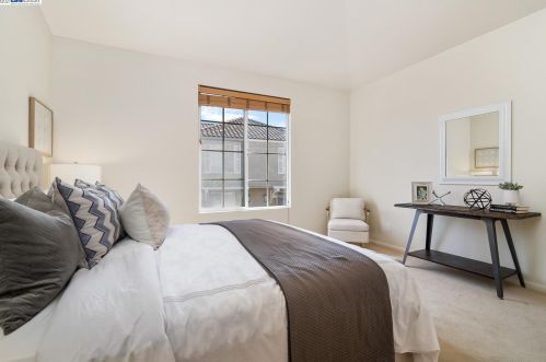 2645 Villa Cortona Way, San Jose CA 95125-6251 exterior