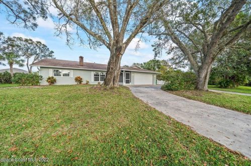 1362 Damask Ln, Sebastian, FL 32958-6140