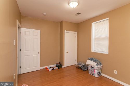 923 Atlantic Ave, Camden NJ  08104-1129 exterior