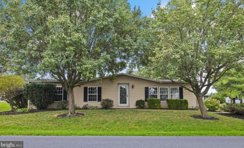 60 Wood Hollow Dr, Harleysville, PA 19438-2944