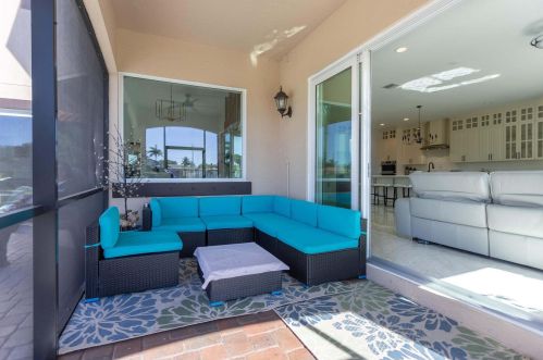 4102 Artesa Dr, Boynton Beach FL  33436-2628 exterior