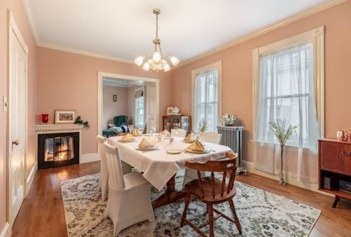 28 Franklin St, Whitman MA  02382-2529 exterior