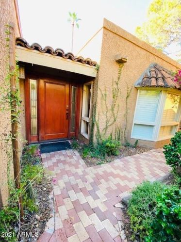 806 Becker Ln, Phoenix AZ  85020-1528 exterior