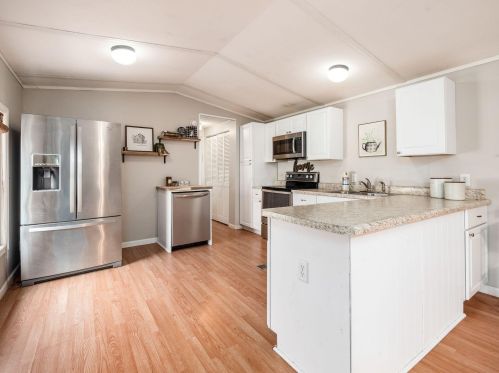 14344 Flint Ridge Rd, Glenford OH  43739-9608 exterior