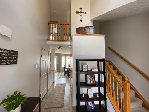 7575 Dover Ridge Ct, Blacklick, OH 43004-9702
