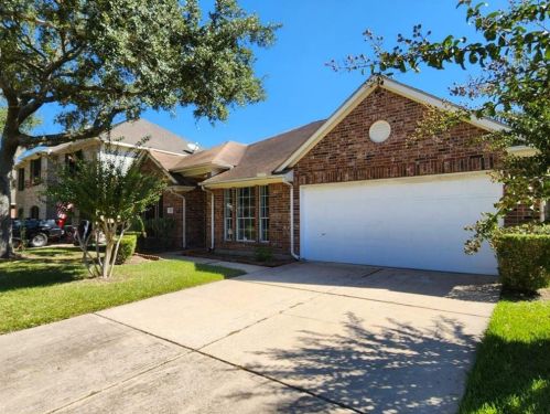1027 Wellsford Dr, Pearland, TX 77584-7612