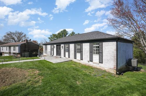 8578 Winthrop Cir, Florence KY  41042-9550 exterior