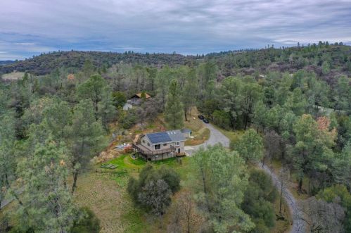 11591 Long Valley Rd, Lake Wildwood, CA 95946-9360