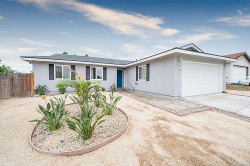 619 Parker St, Oceanside, CA 92057-3510