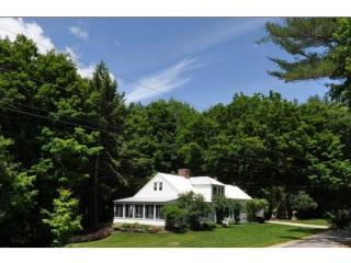 17 Old Mail Rd, Tamworth NH  03886-5205 exterior