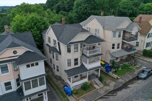 19 Howard St, Waterbury, CT 06705-1110