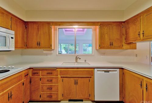 1087 Via Verona Dr, Chico CA  95973-1030 exterior