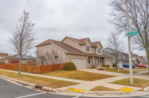 6902 Littlemore Dr, Madison WI  53718-3332 exterior
