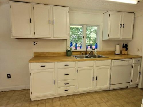 15 Great Pond Rd, Kingston NH  03848-3757 exterior