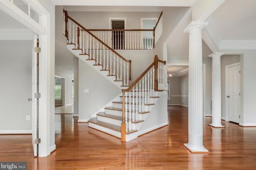 2006 Paisley Ct, Woodbridge, VA 22191-4453