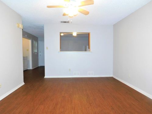 625 Wolftrap Dr, Denton TX  76209-8459 exterior