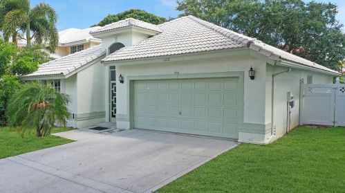 10217 Brookville Ln, Boca Raton, FL 33428-5888