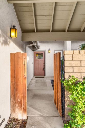 28930 Sam Pl, Santa Clarita, CA 91387-1876