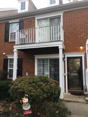 905 Timberbrooke Dr, Bedminster, NJ 07921-2113