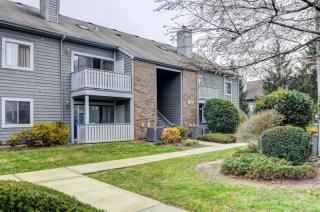 8910 Tamarron Dr, Plainsboro, NJ 08536-4327