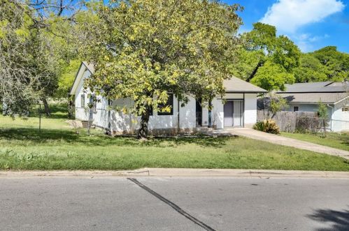 3900 16th St, Austin TX  78721-1249 exterior