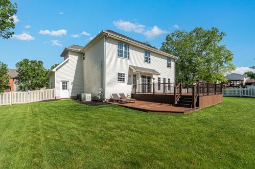 20 Lockerbie Dr, Valpo IN  46385-9287 exterior