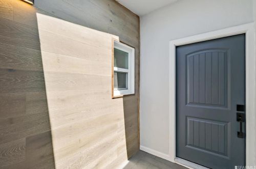 28562 Rochelle Ave, Hayward CA  94544-5454 exterior