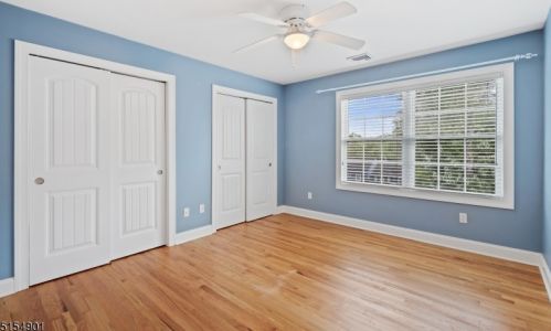 23 Alan Dr, Parsippany NJ  07054-4101 exterior