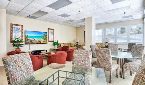 6361 Pelican Bay Blvd, Naples FL  34108-7134 exterior