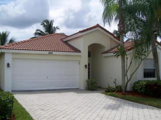 3552 Miramontes Cir, West Palm Beach, FL 33414-8820