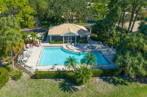 346 Emerald Bay Cir, Naples FL  34110-8666 exterior