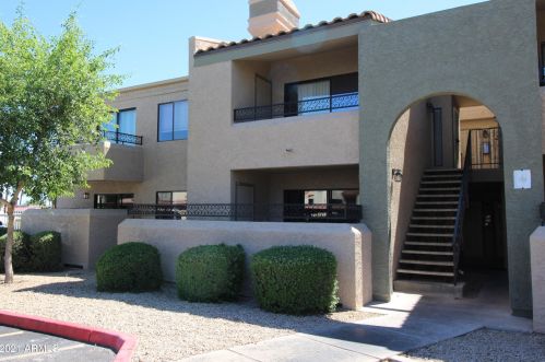 2935 68th St, Scottsdale AZ 85251-6866 exterior