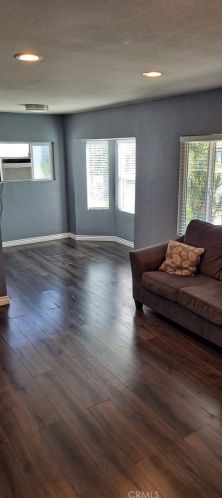 943 Olive St, Colton CA  92324-2560 exterior