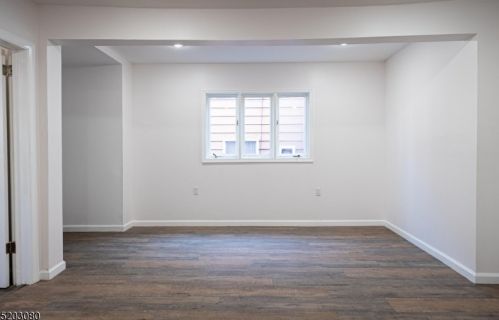 76 25th St, Bayonne NJ  07002-4937 exterior