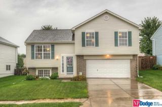 17844 Edna St, Omaha, NE 68136-1565