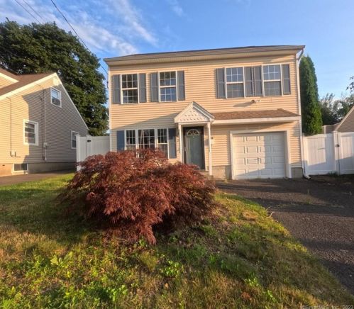 760 Birmingham St, Bridgeport, CT 06606-3307