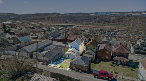 333 Euclid Ave, Glassport, PA 15045-1332
