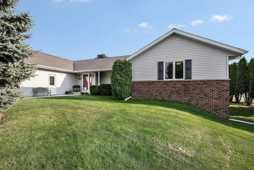 501 Doug St, Chilton, WI 53014-2005