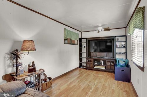 1577 Mcclures Gap Rd, Carlisle PA 17015-8914 exterior