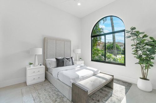 16510 Senterra Dr, Delray Beach FL  33484-6985 exterior