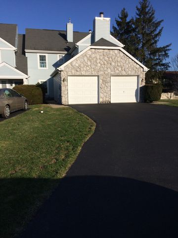 361 Independence Dr, Southampton, PA 18966-2730