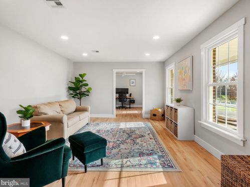 440 Font Rd, Downingtown PA  19335-1526 exterior