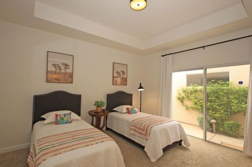 55685 Riviera, La Quinta CA  92253-4750 exterior