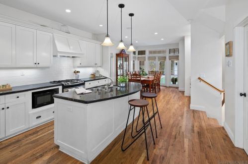229 G Ave, San Diego, CA 92118-1217
