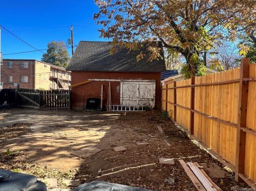 1114 York St, Denver CO 80210-2408 exterior